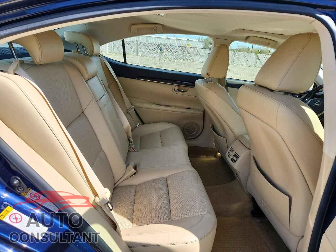 LEXUS ES350 2014 - JTHBK1GG8E2124331
