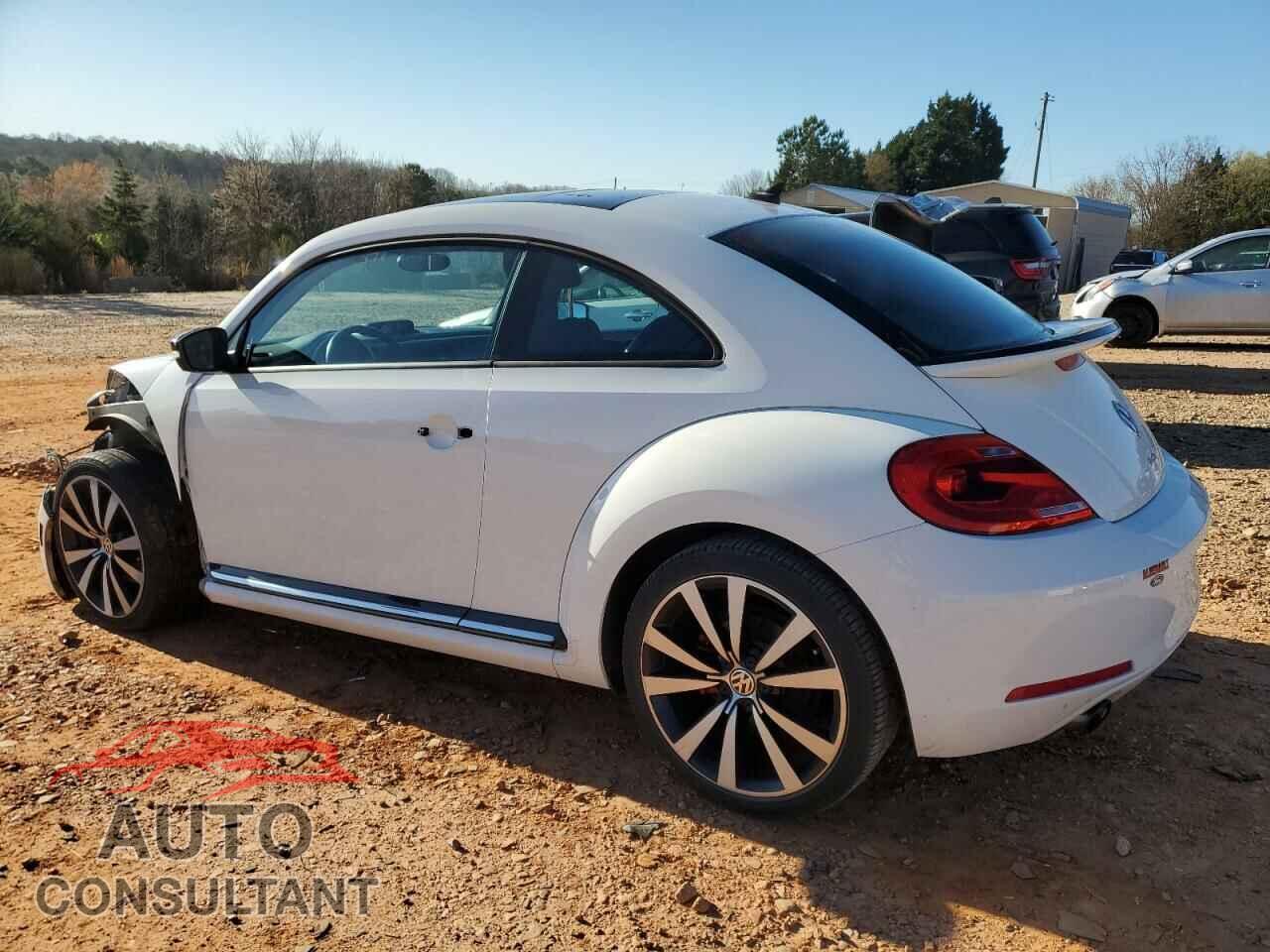 VOLKSWAGEN BEETLE 2012 - 3VWVA7AT9CM656846