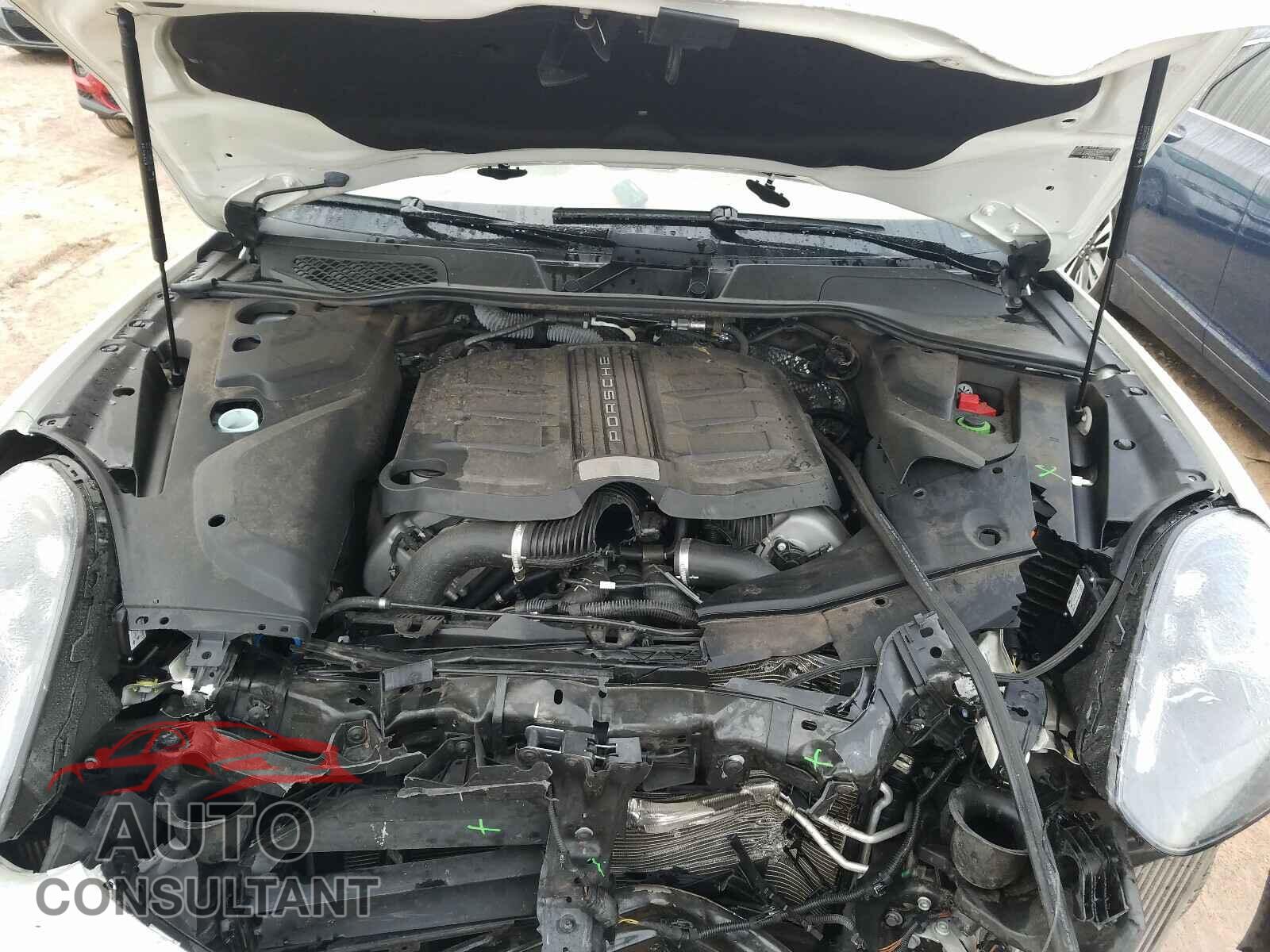PORSCHE CAYENNE 2017 - WP1AB2A20HLA51937