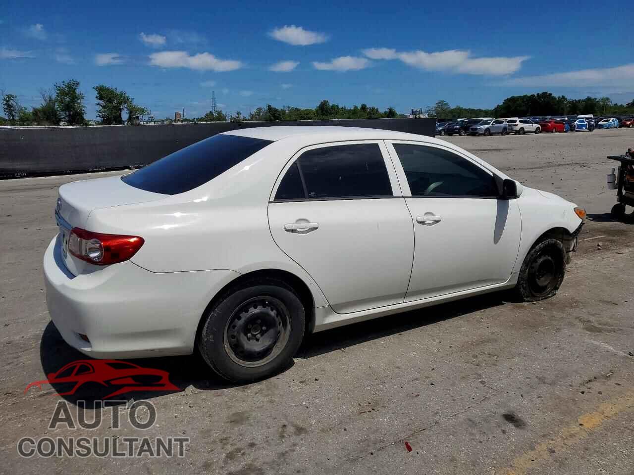 TOYOTA COROLLA 2013 - 5YFBU4EE7DP197897