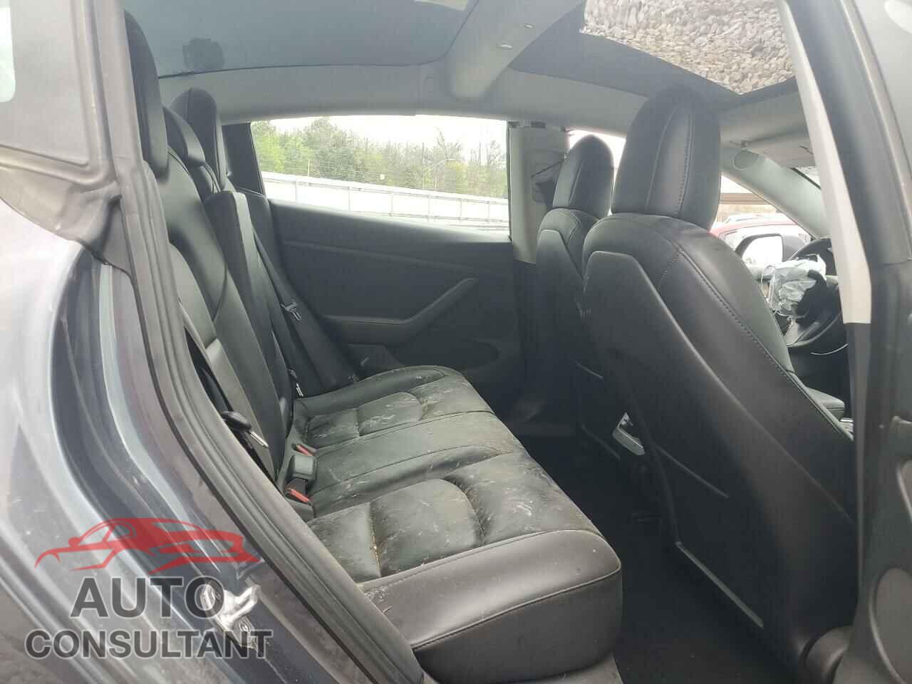 TESLA MODEL 3 2022 - 5YJ3E1EA4NF371483