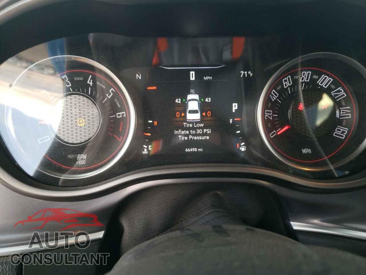 DODGE CHALLENGER 2019 - 2C3CDZKG1KH511820