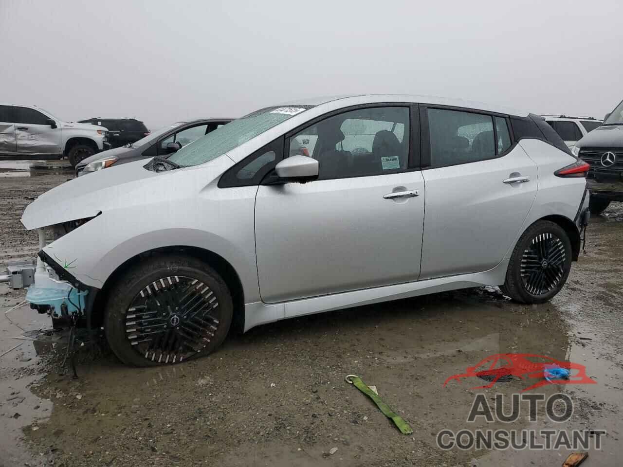 NISSAN LEAF 2025 - 1N4CZ1CV1SC558995