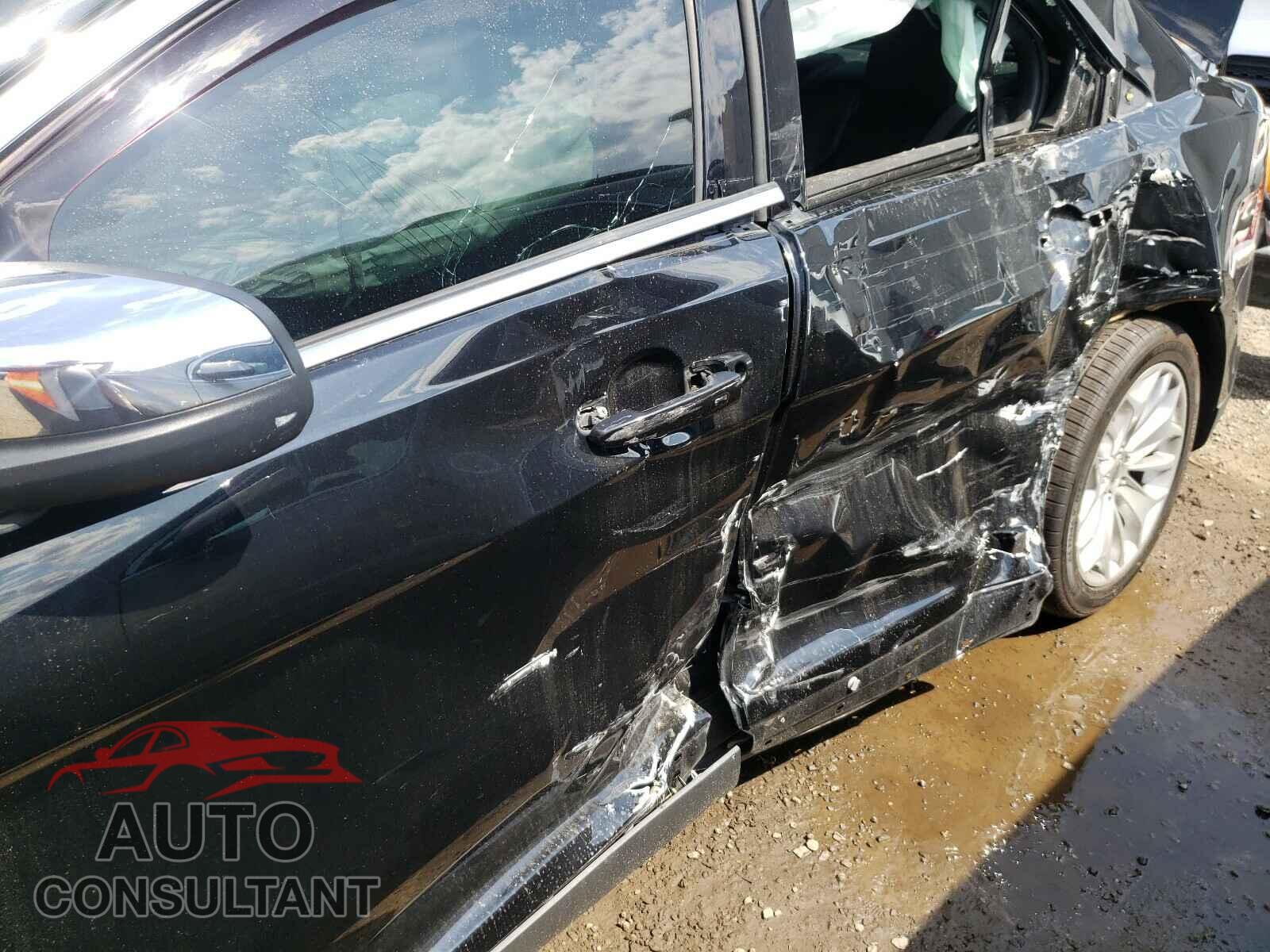 FORD TAURUS 2017 - 1FAHP2F85HG120845