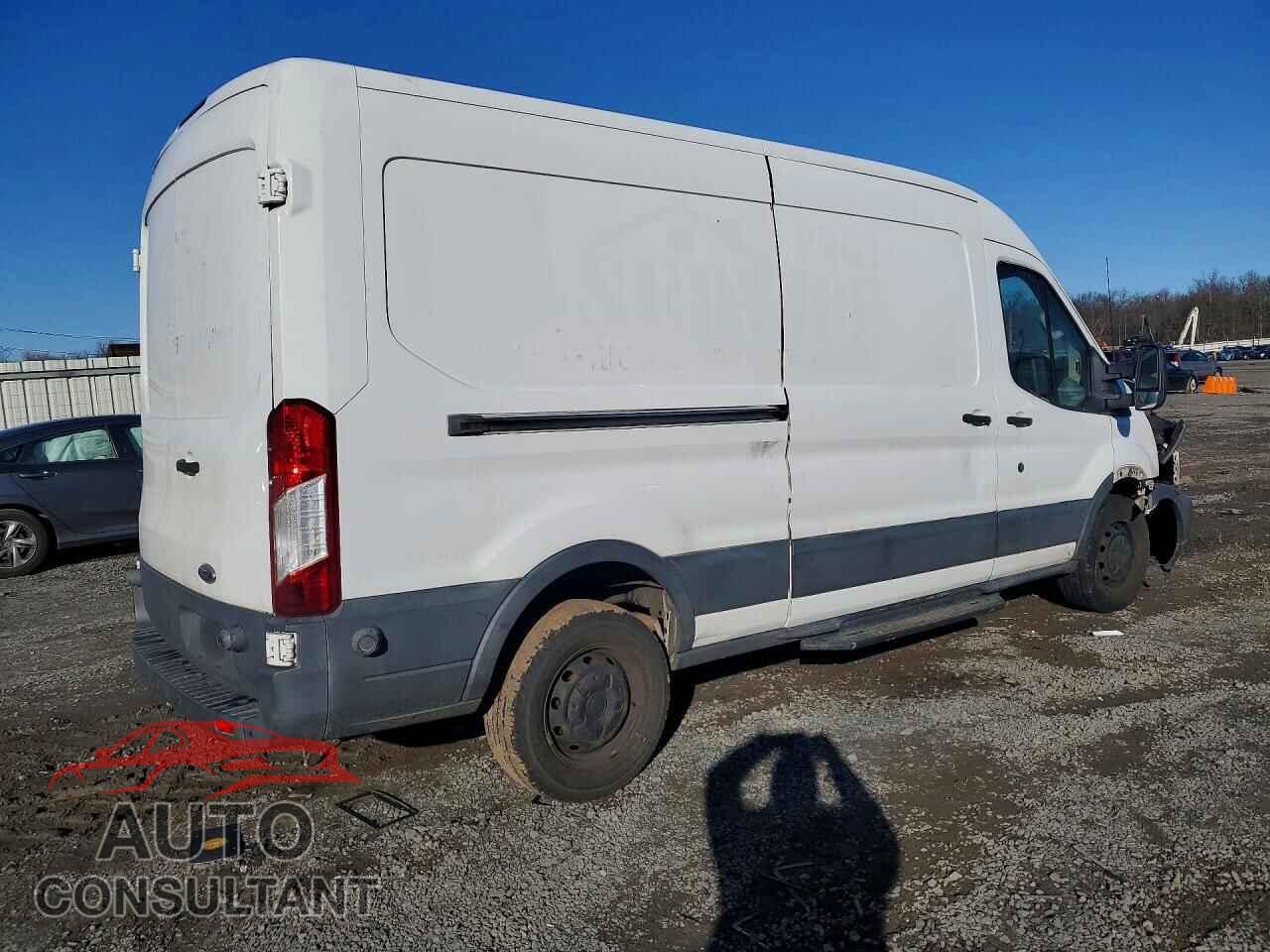 FORD TRANSIT 2015 - 1FTNR2CV8FKA10223