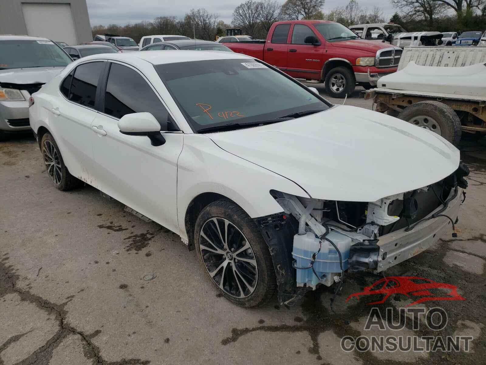 TOYOTA CAMRY 2019 - 4T1B11HK2KU759516