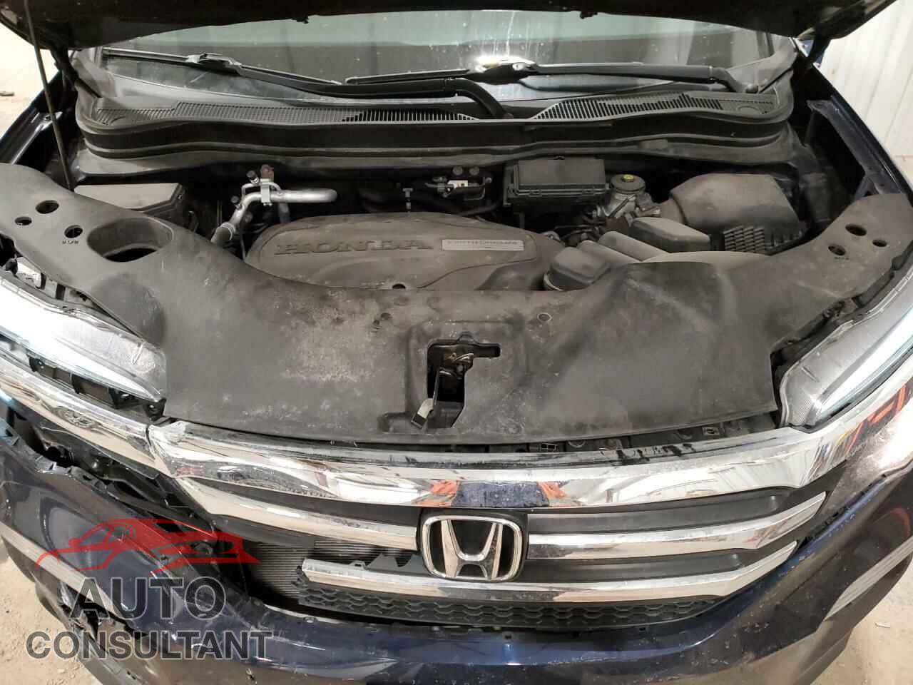 HONDA PILOT 2017 - 5FNYF6H5XHB058702