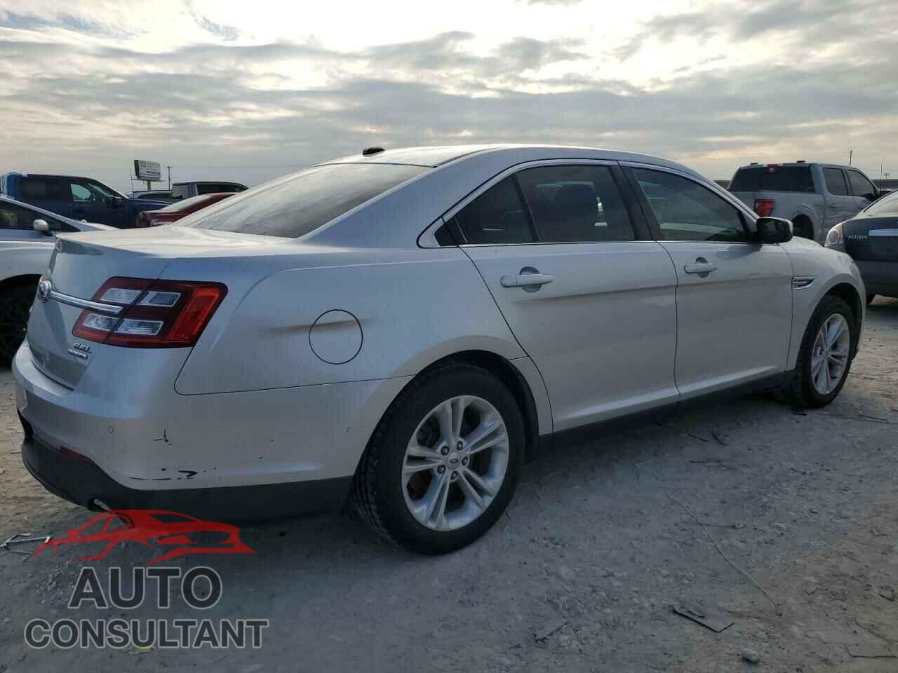 FORD TAURUS 2013 - 1FAHP2E86DG174926