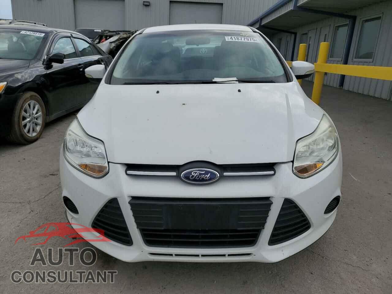 FORD FOCUS 2014 - 1FADP3F28EL228833