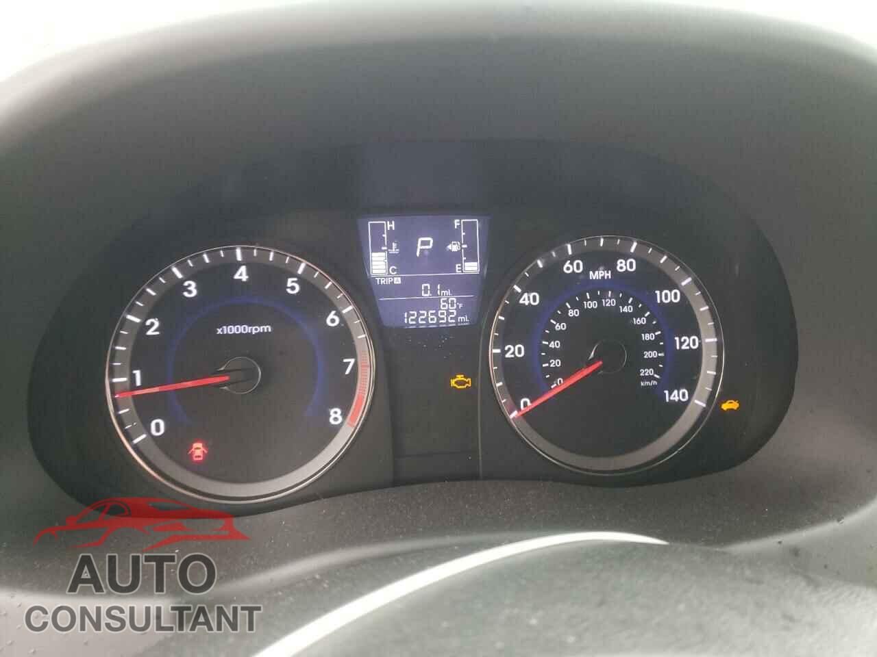 HYUNDAI ACCENT 2016 - KMHCT4AE2GU142564