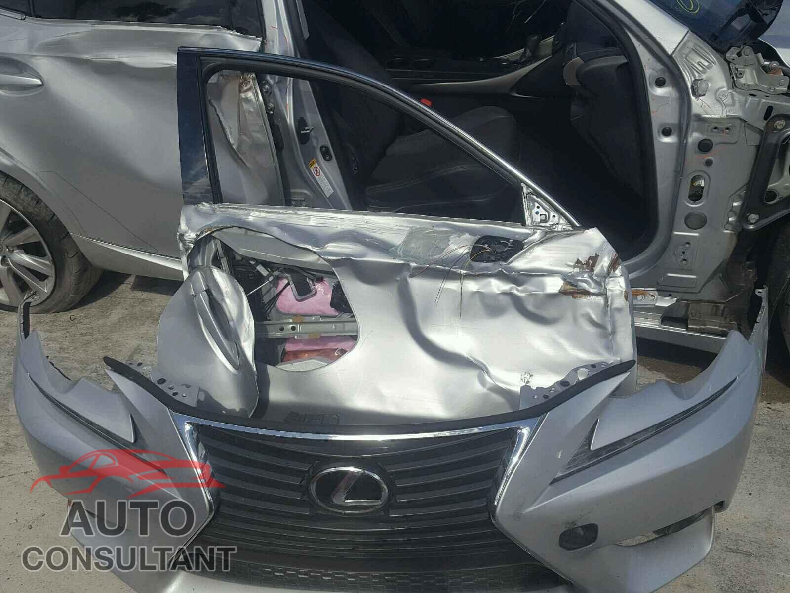 LEXUS IS 250 2015 - JTHBF1D20F5046253