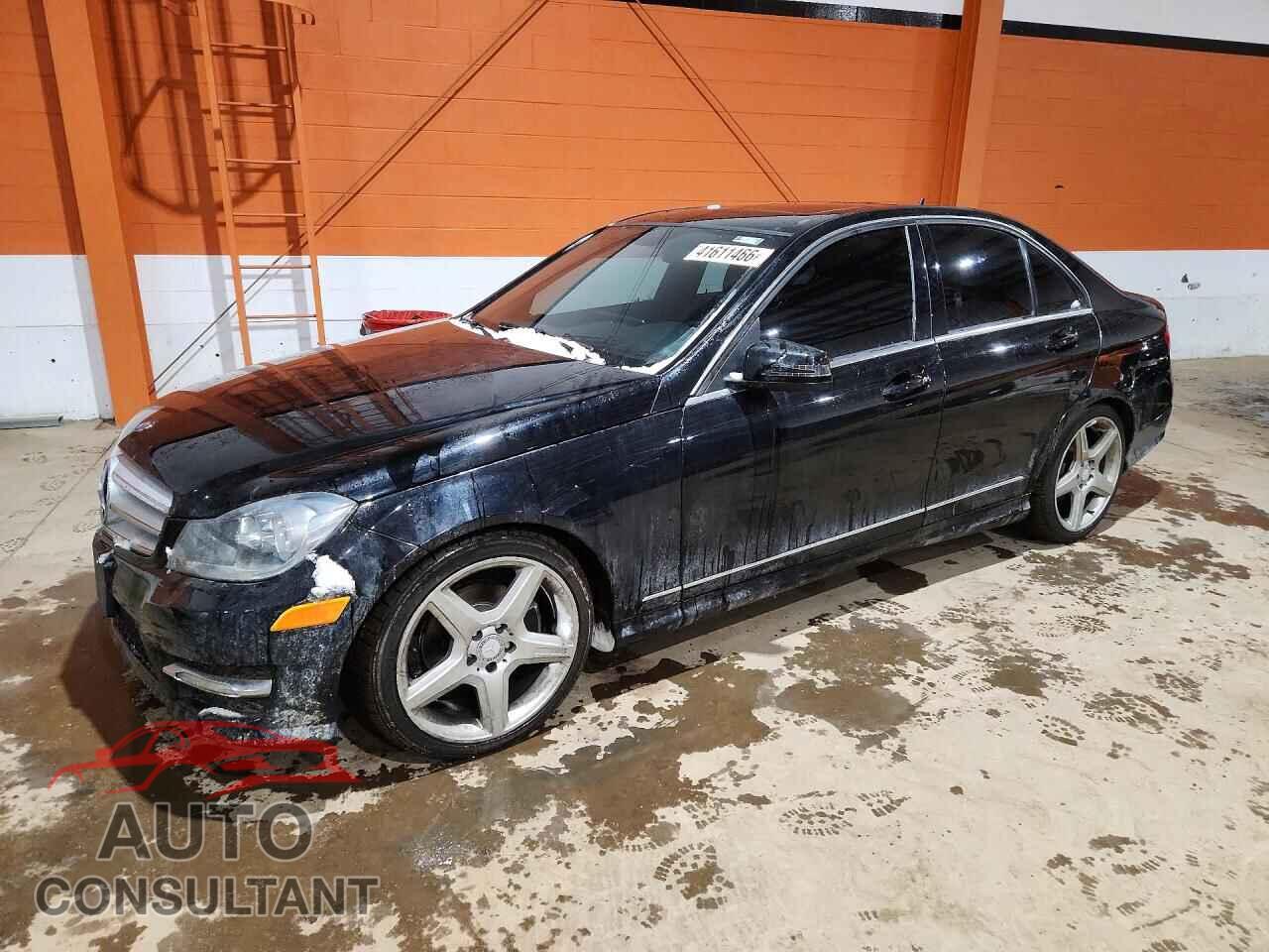 MERCEDES-BENZ C-CLASS 2012 - WDDGF8FB4CA686925