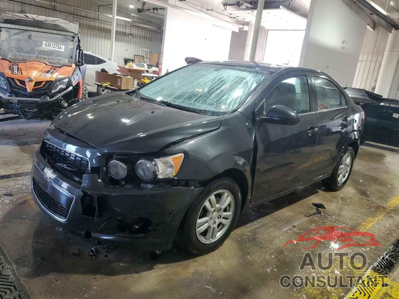 CHEVROLET SONIC 2015 - 1G1JC5SB5F4162580