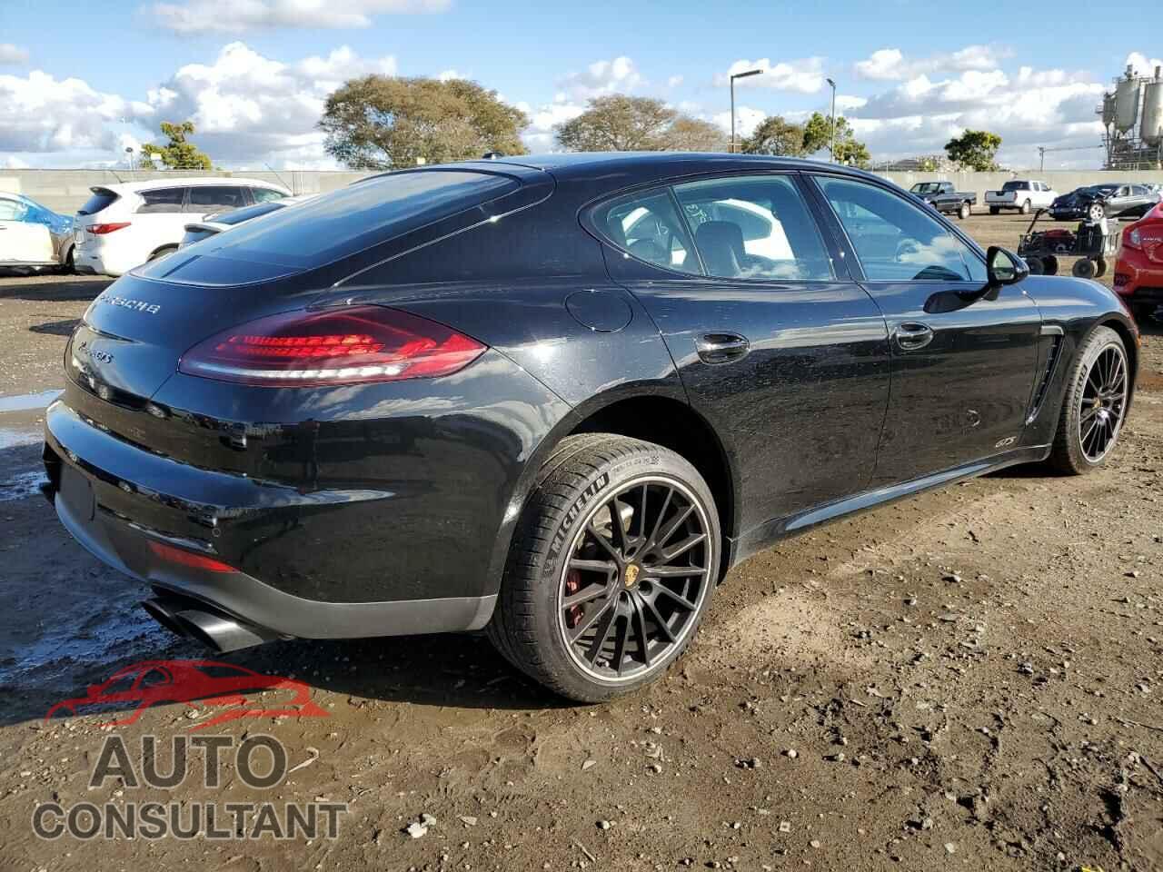PORSCHE PANAMERA 2015 - WP0AF2A72FL081102