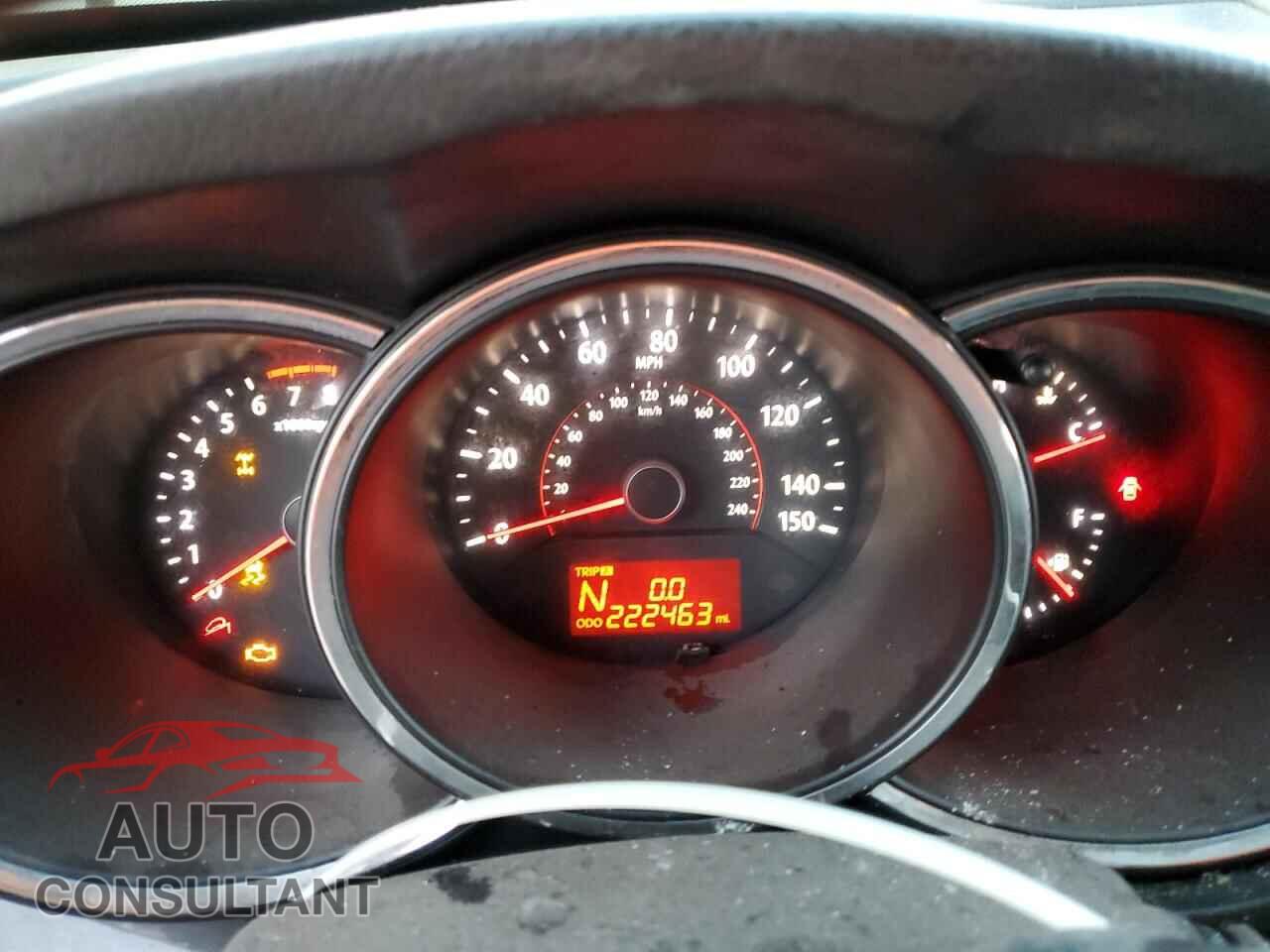 KIA SORENTO 2011 - 5XYKTCA10BG166315