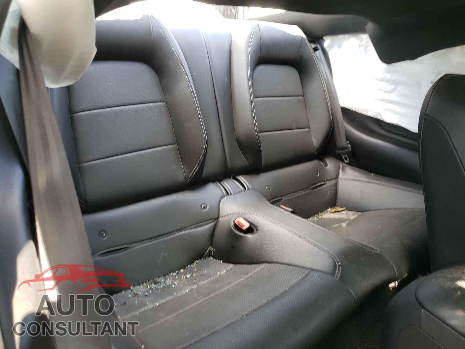 FORD MUSTANG 2019 - 1FA6P8CF6K5152543