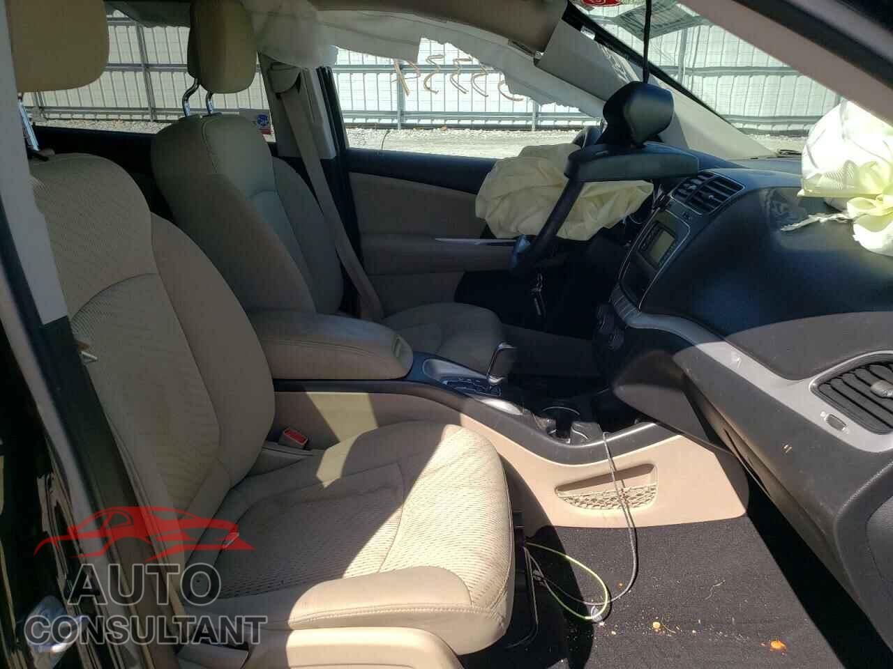 DODGE JOURNEY 2019 - 3C4PDCBB3KT701219