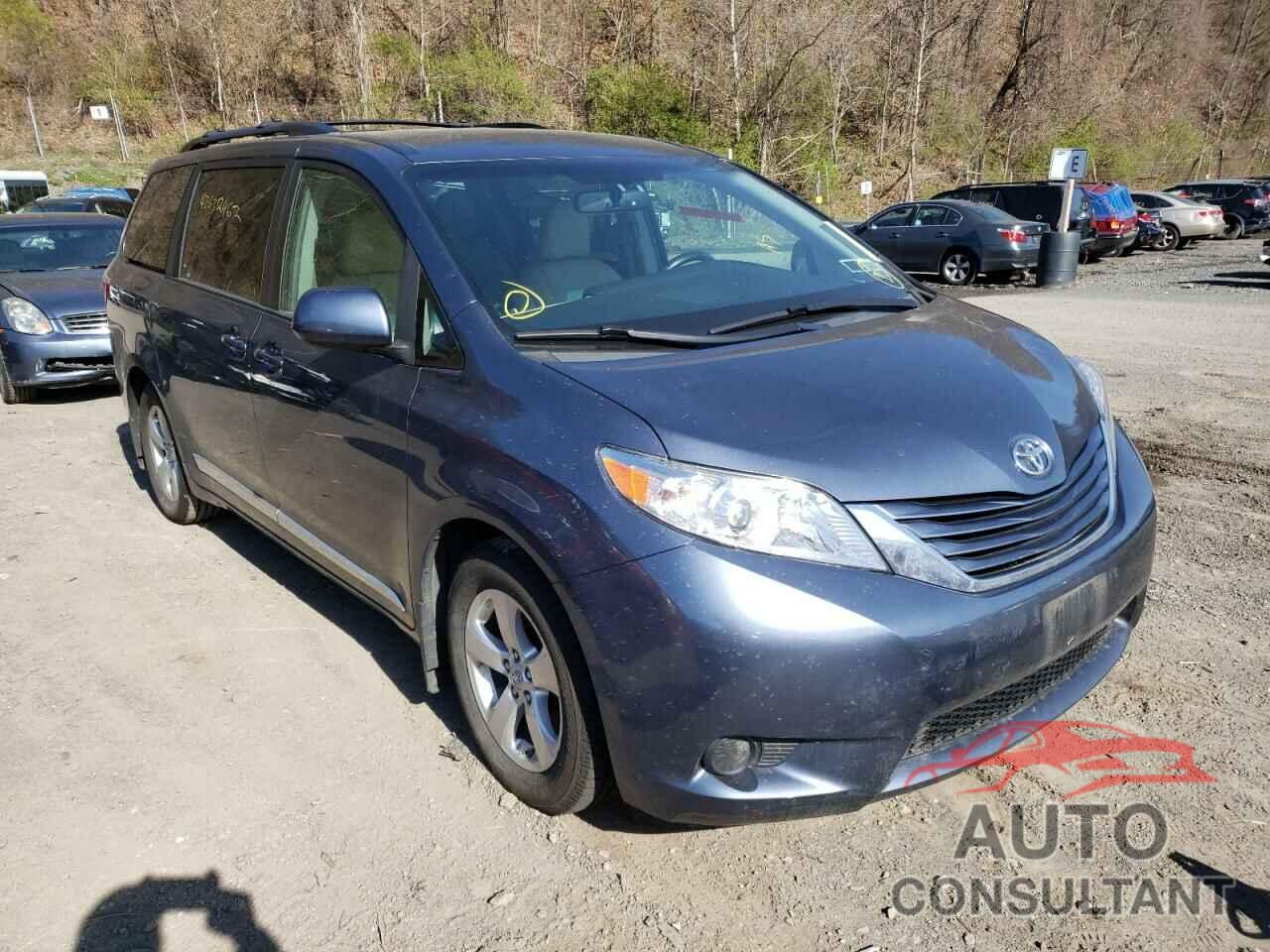 TOYOTA SIENNA 2017 - 5TDKZ3DC1HS828507