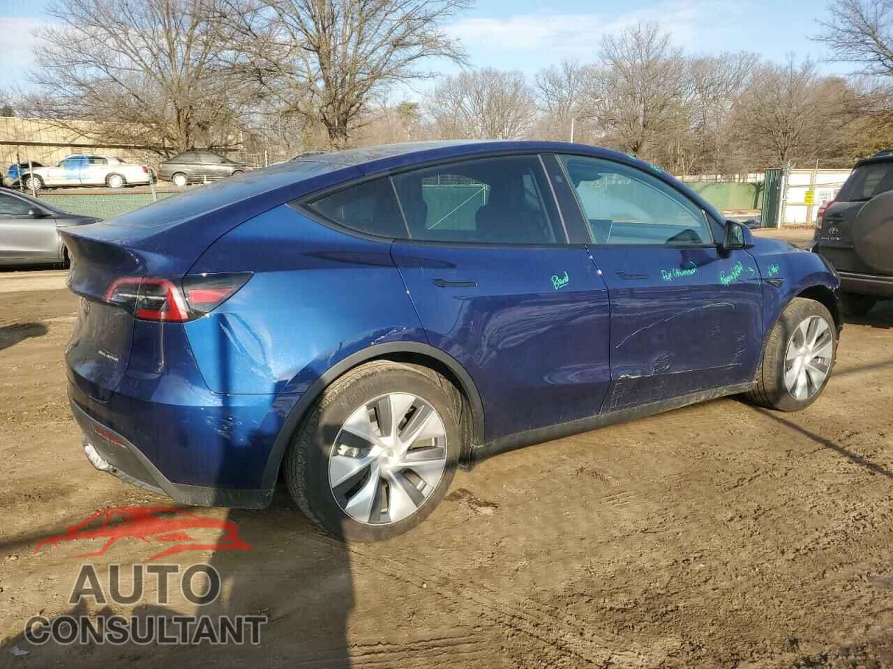 TESLA MODEL Y 2024 - 7SAYGAEE4RF077822