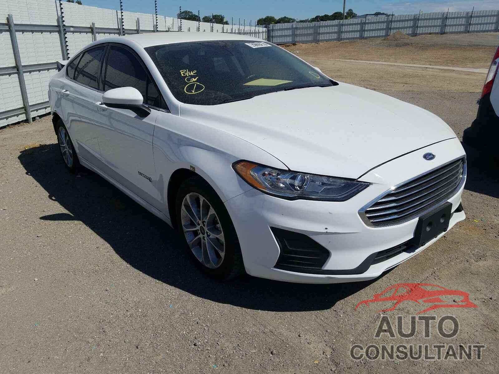 FORD FUSION 2019 - 3FA6P0LU7KR124893
