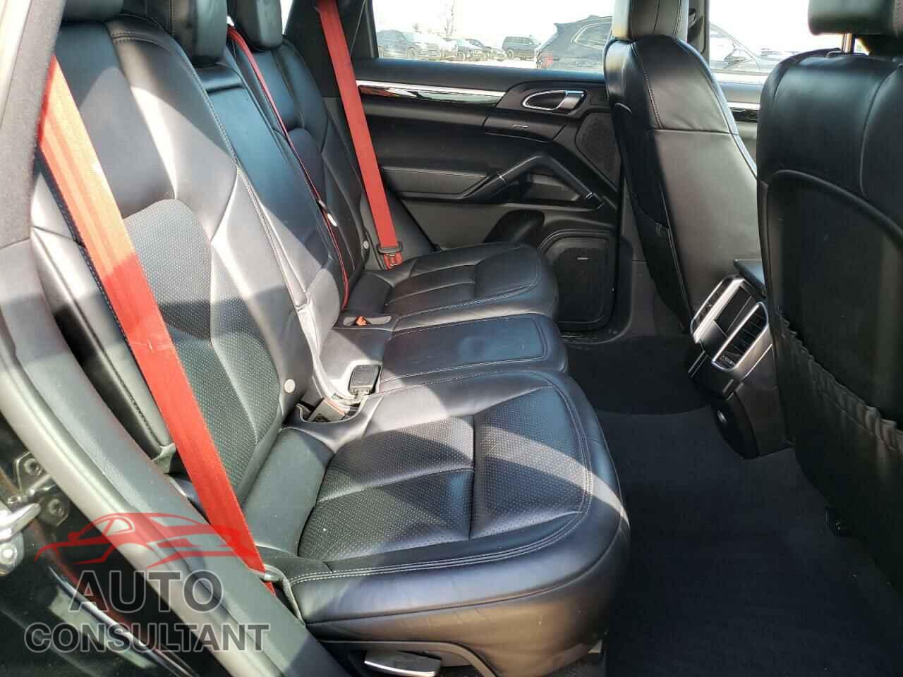 PORSCHE CAYENNE 2016 - WP1AA2A29GLA11194