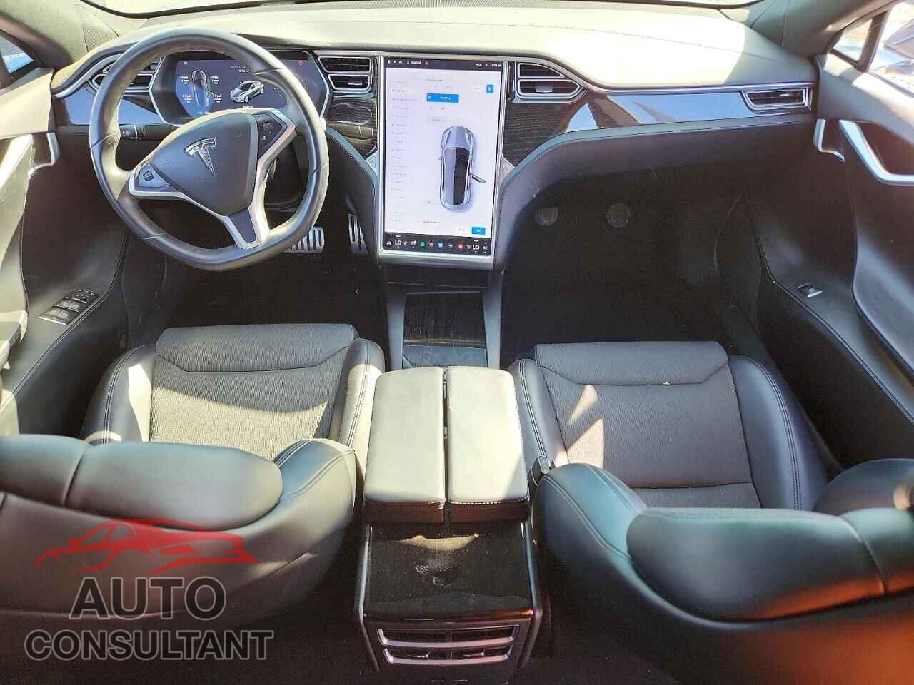 TESLA MODEL S 2017 - 5YJSA1E23HF215004