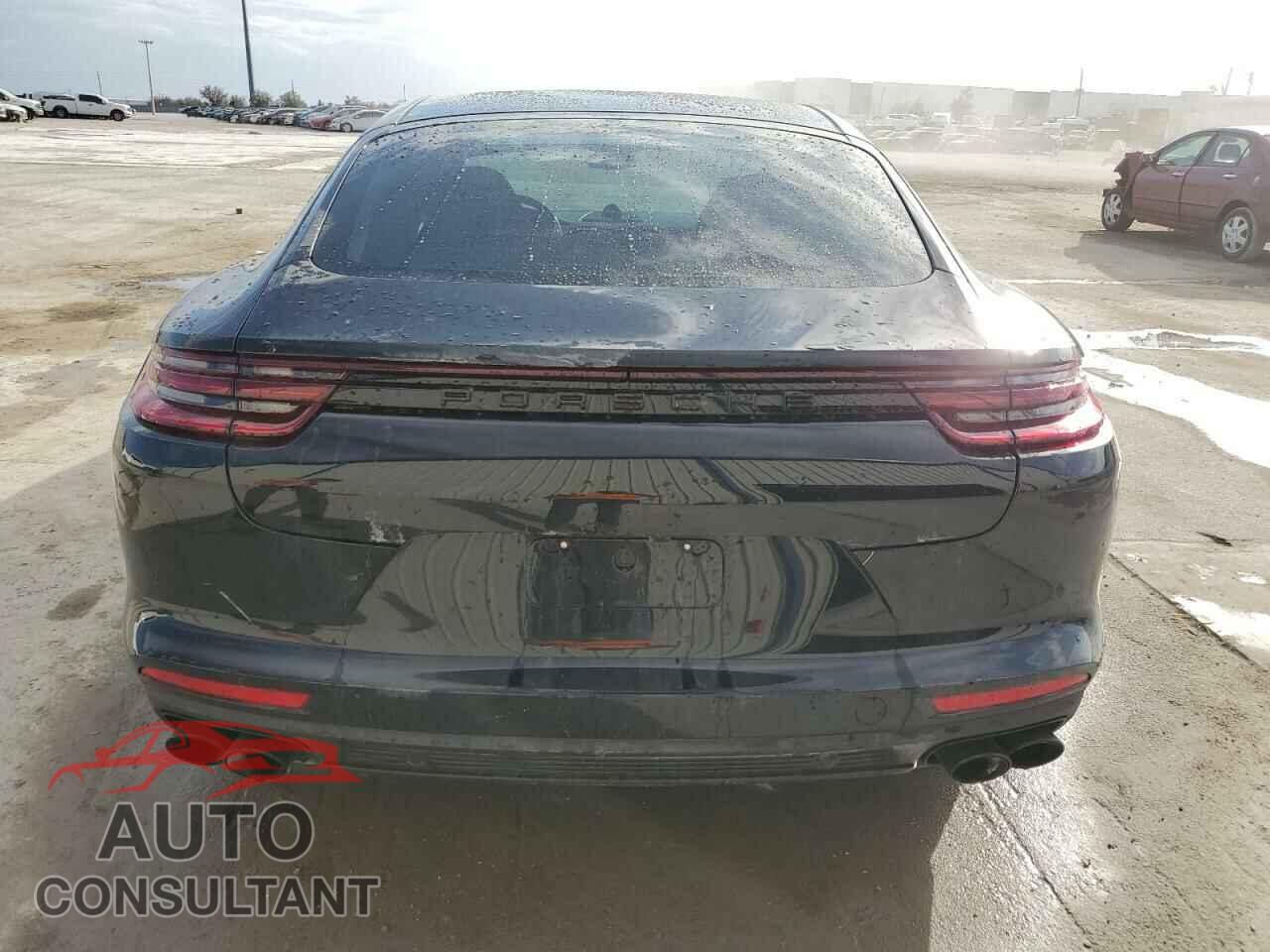 PORSCHE PANAMERA 2018 - WP0AA2A77JL109788