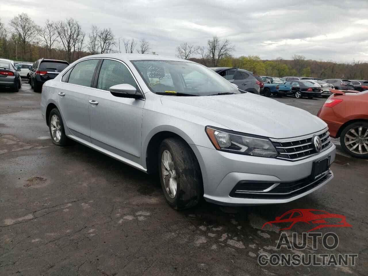 VOLKSWAGEN PASSAT 2017 - 1VWAT7A3XHC009812