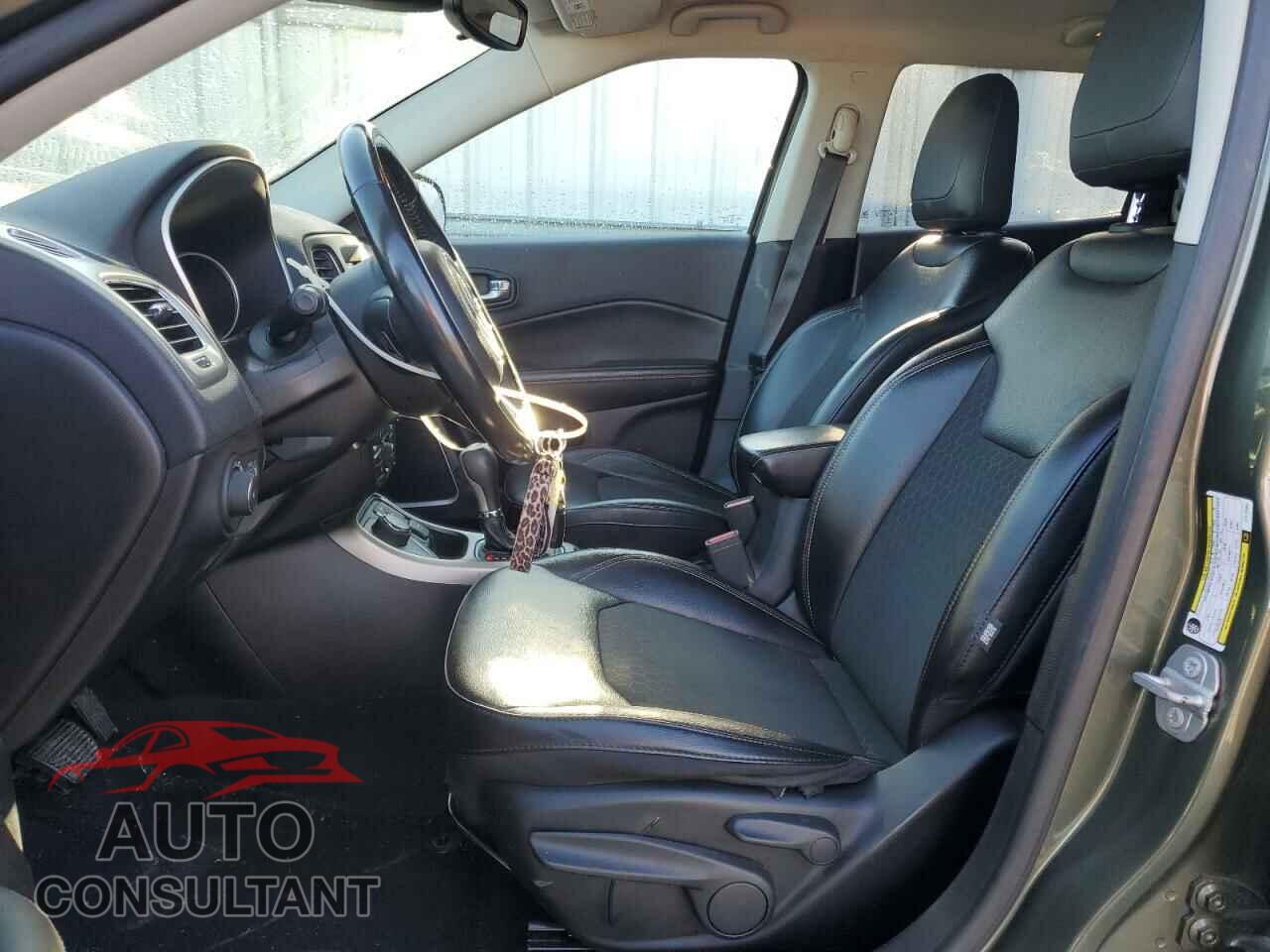 JEEP COMPASS 2020 - 3C4NJDBB1LT117540