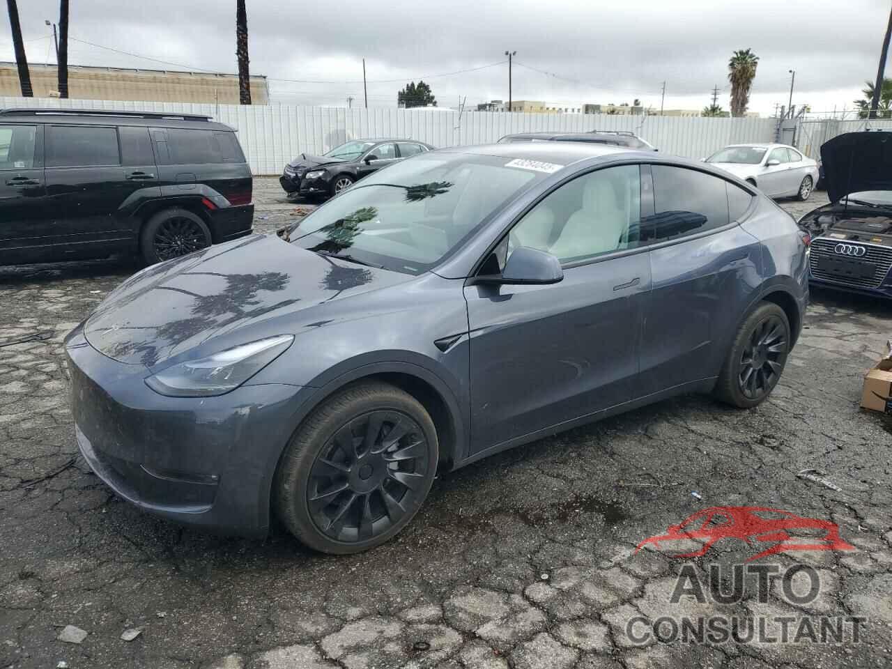TESLA MODEL Y 2023 - 7SAYGAEE1PF824385
