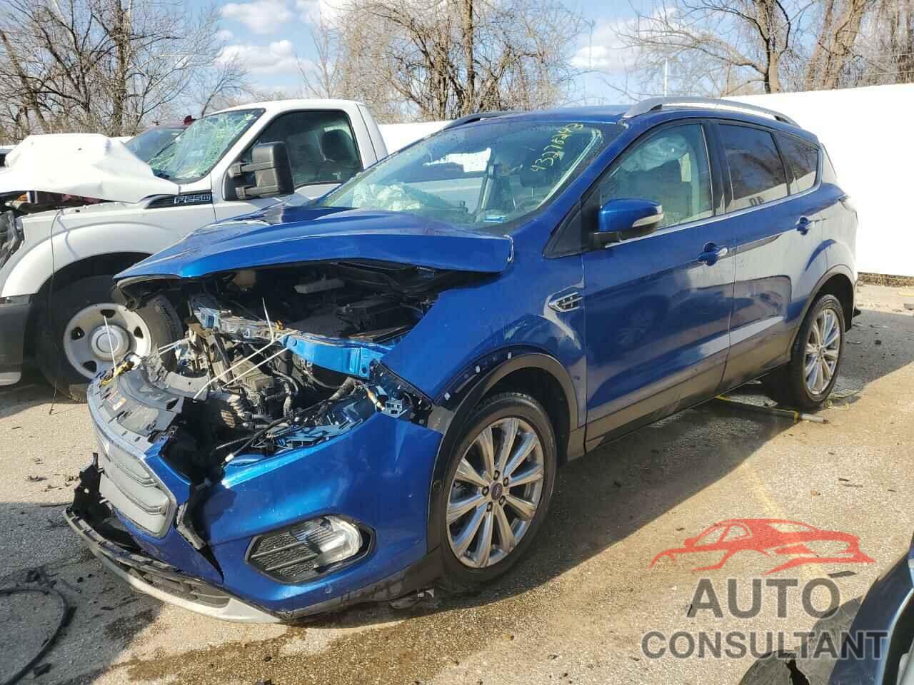 FORD ESCAPE 2017 - 1FMCU0J92HUC68210