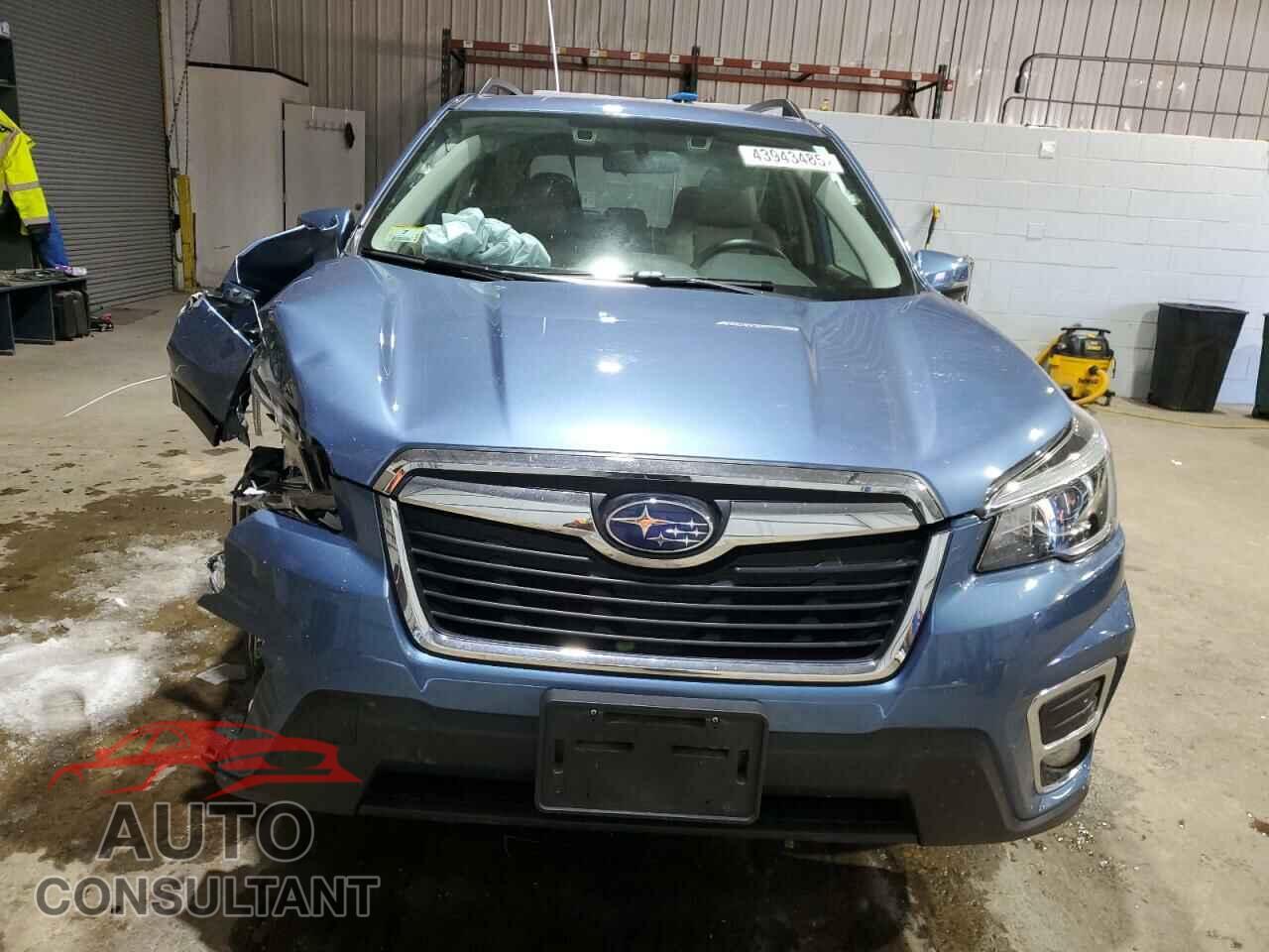 SUBARU FORESTER 2019 - JF2SKAUC3KH510135