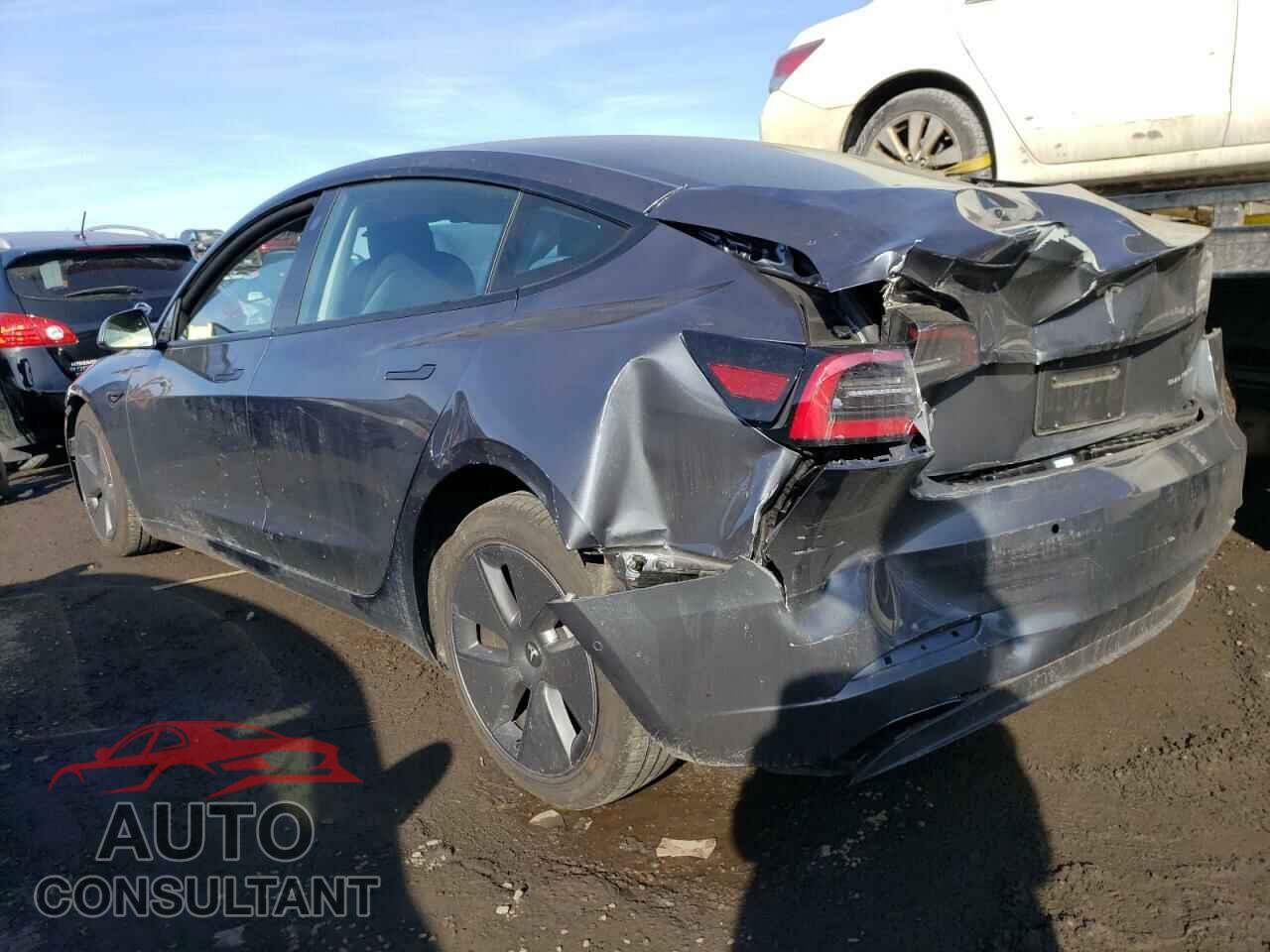 TESLA MODEL 3 2022 - 5YJ3E1EB5NF321569