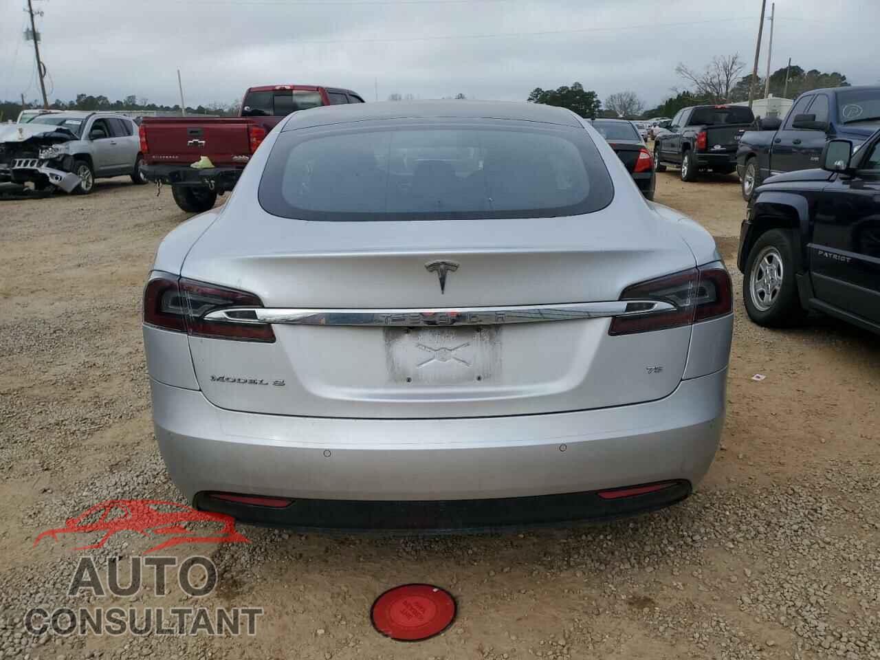 TESLA MODEL S 2017 - 5YJSA1E10HF231362