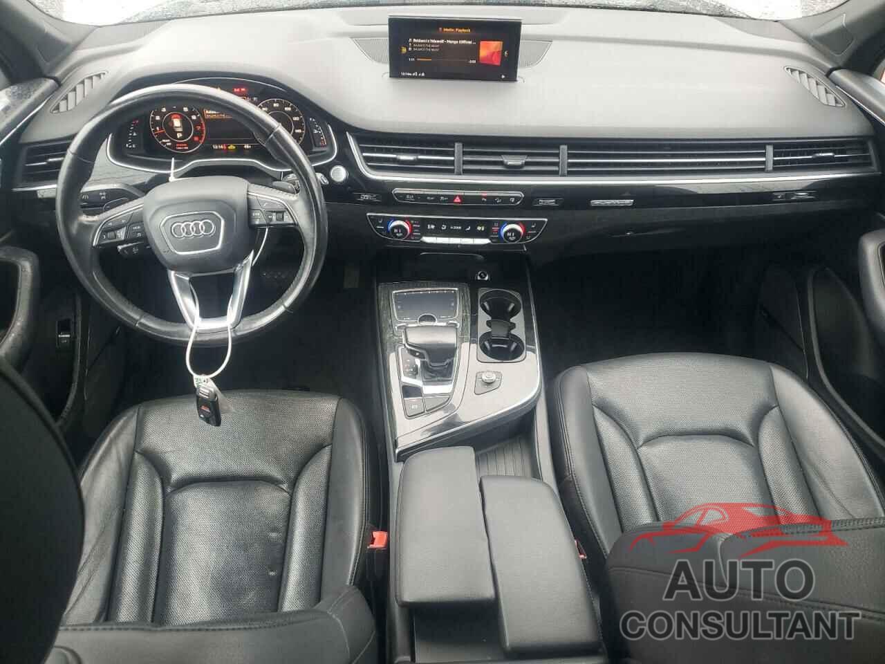 AUDI Q7 2017 - WA1LAAF77HD037906