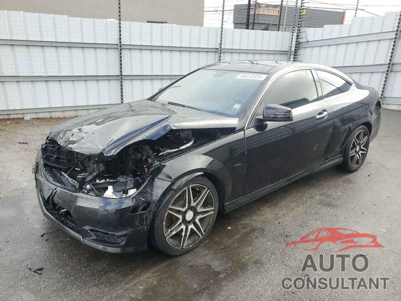 MERCEDES-BENZ C-CLASS 2014 - WDDGJ4HB8EG183709