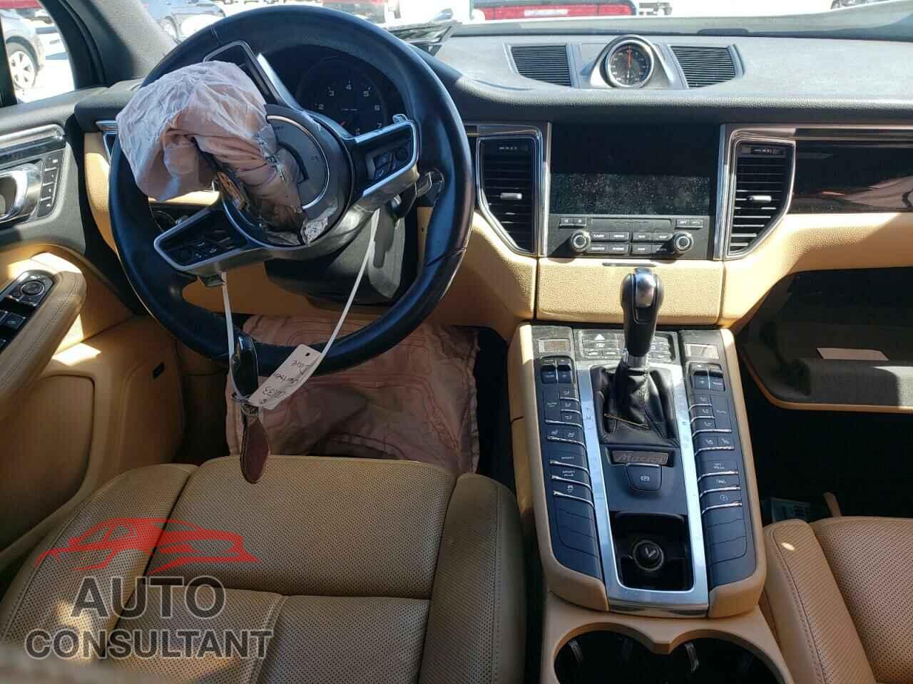 PORSCHE MACAN 2017 - WP1AA2A55HLB00756