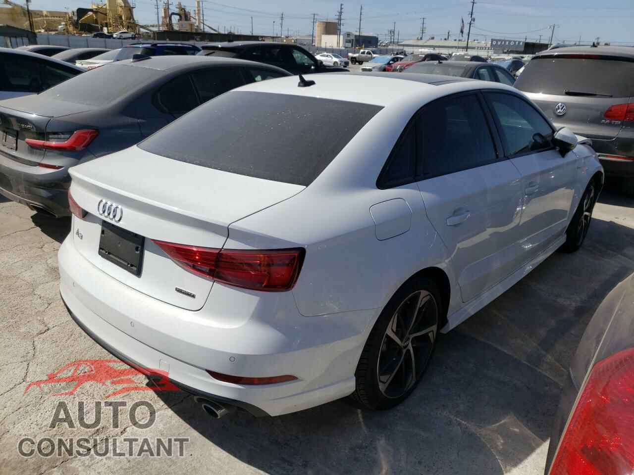 AUDI A3 2020 - WAUBEGFF4LA059448