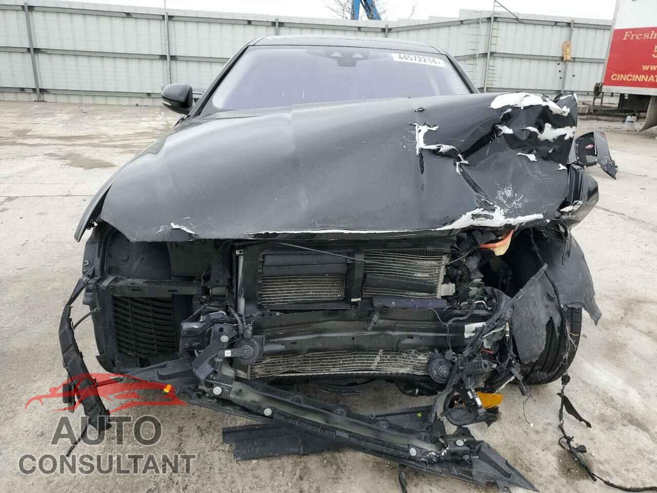 JAGUAR XE 2017 - SAJAJ4BV5HCP15076
