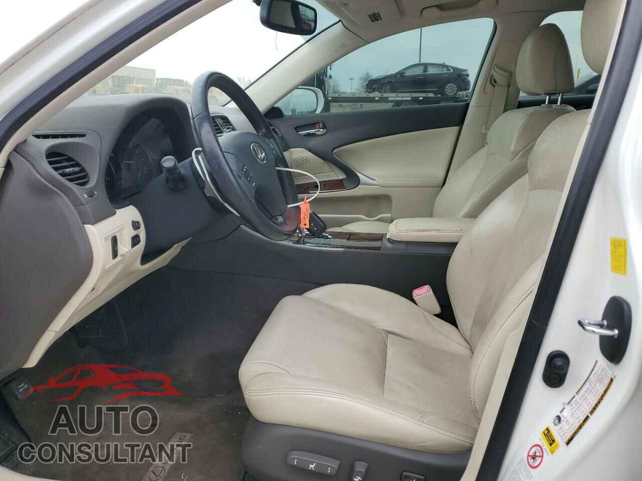 LEXUS IS 2010 - JTHCF5C22A2034824