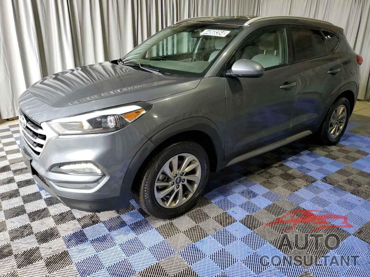 HYUNDAI TUCSON 2018 - KM8J33A45JU679297