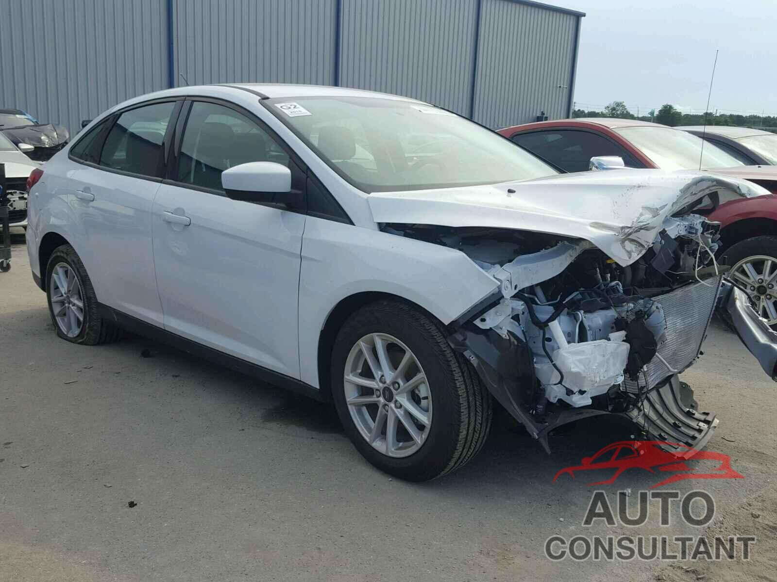 FORD FOCUS 2018 - 1FADP3F23JL329014
