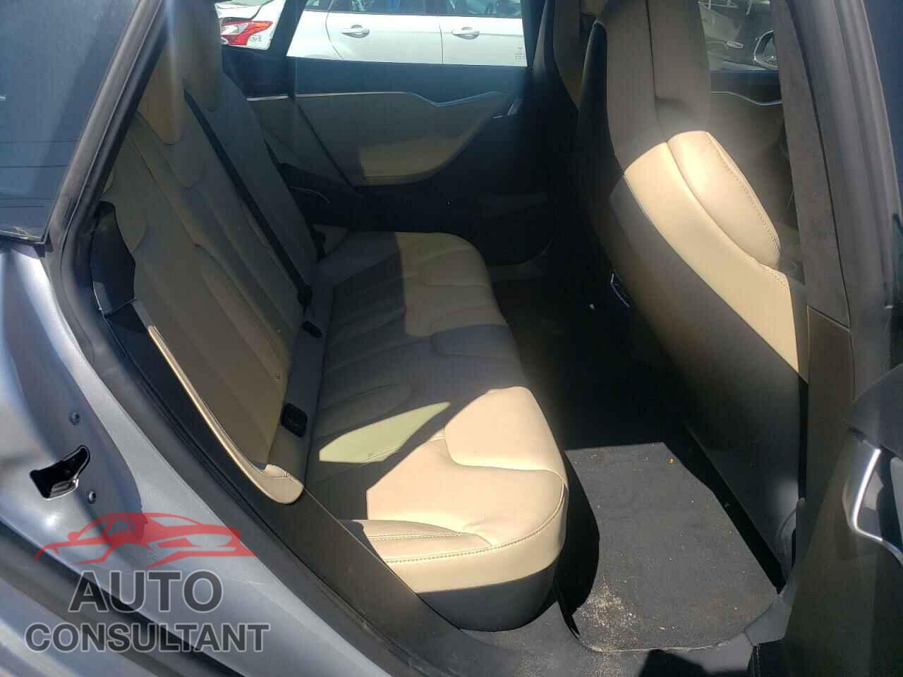 TESLA MODEL S 2017 - 5YJSA1E24HF186449