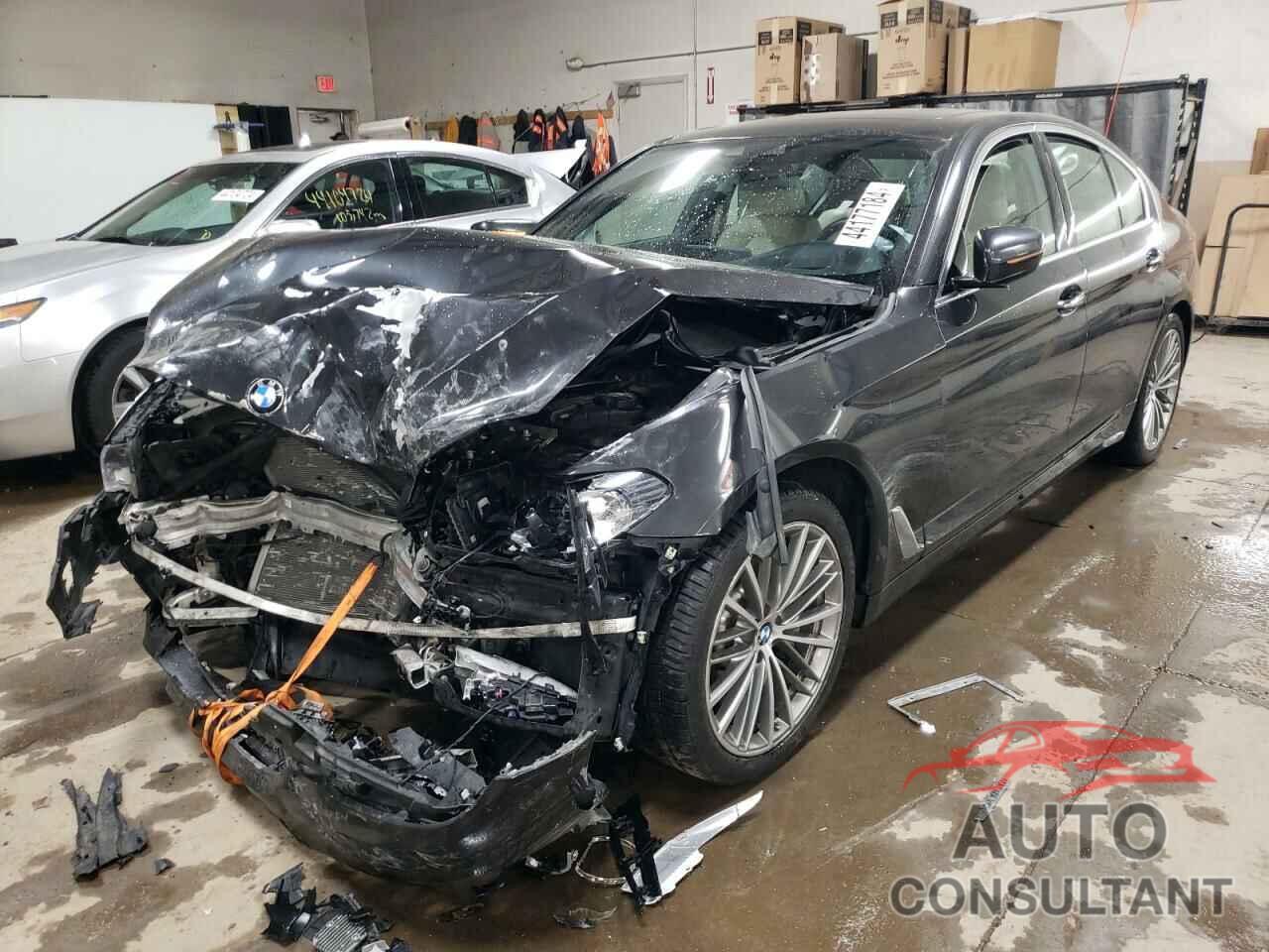 BMW 5 SERIES 2018 - WBAJA7C50JG908620