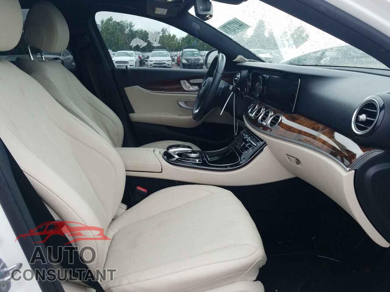 MERCEDES-BENZ E CLASS 2017 - WDDZF4JB4HA030403