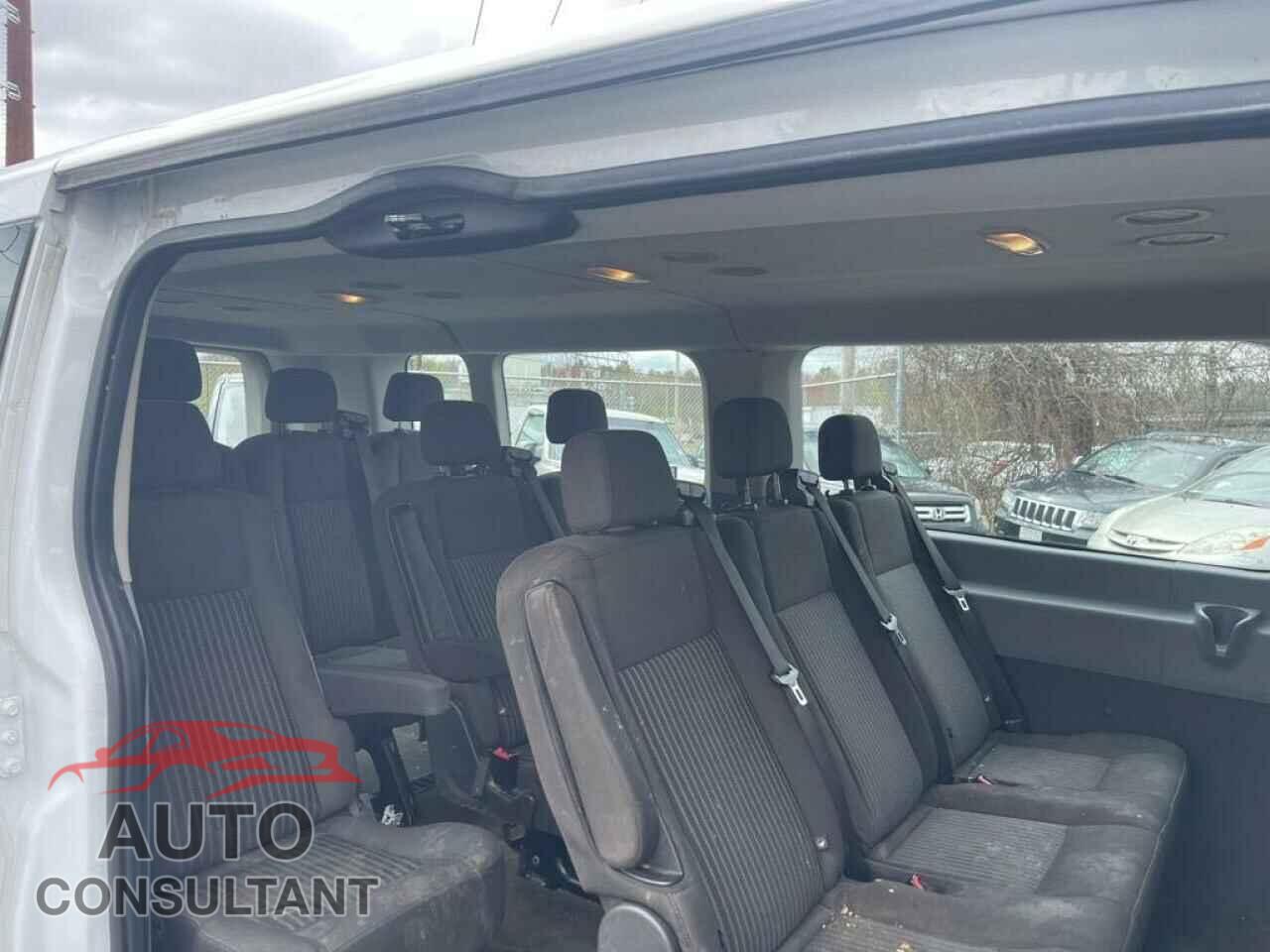 FORD TRANSIT CO 2017 - 1FBZX2ZM8HKB14093