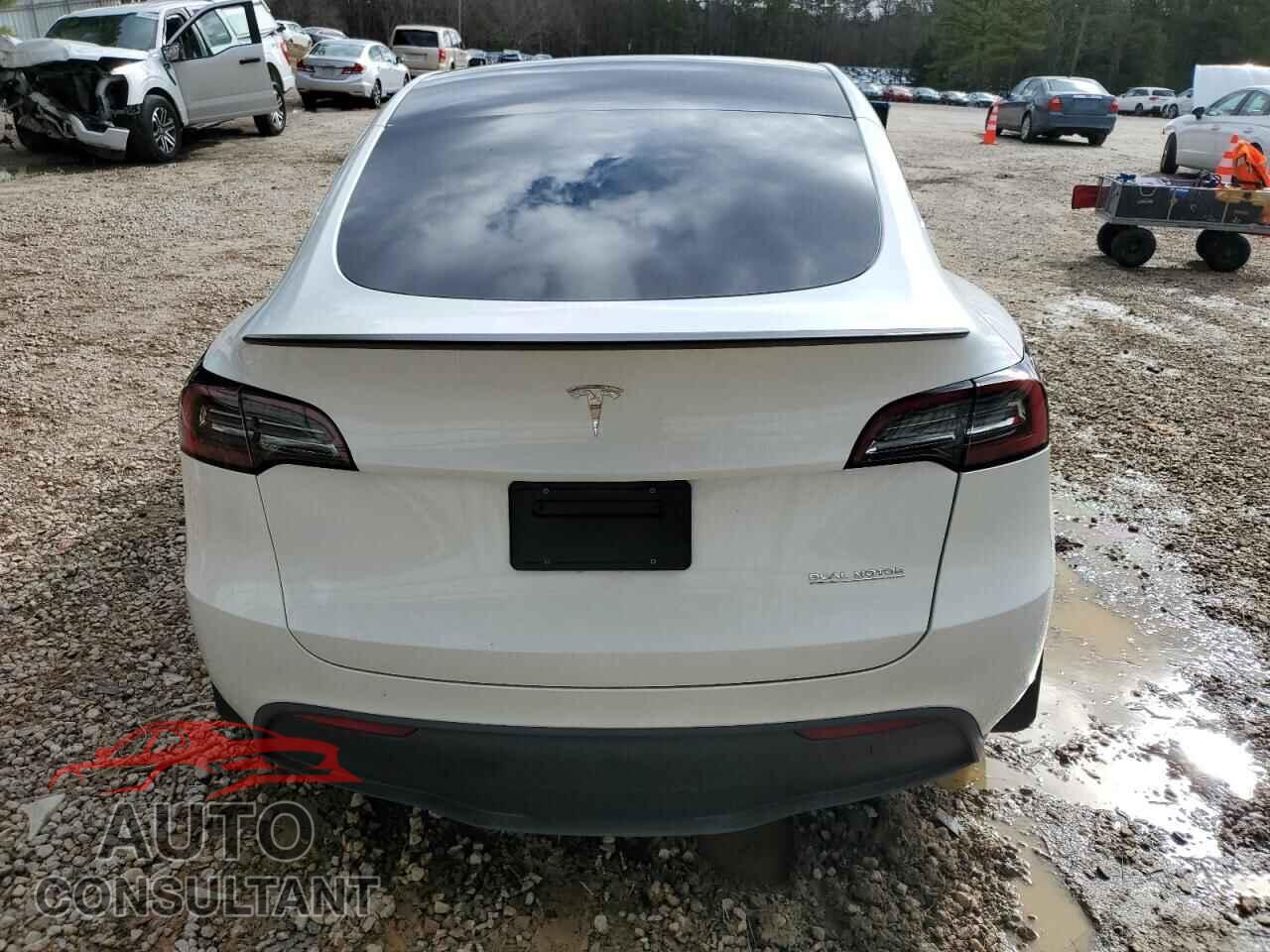 TESLA MODEL Y 2023 - 7SAYGDEF4PF699800