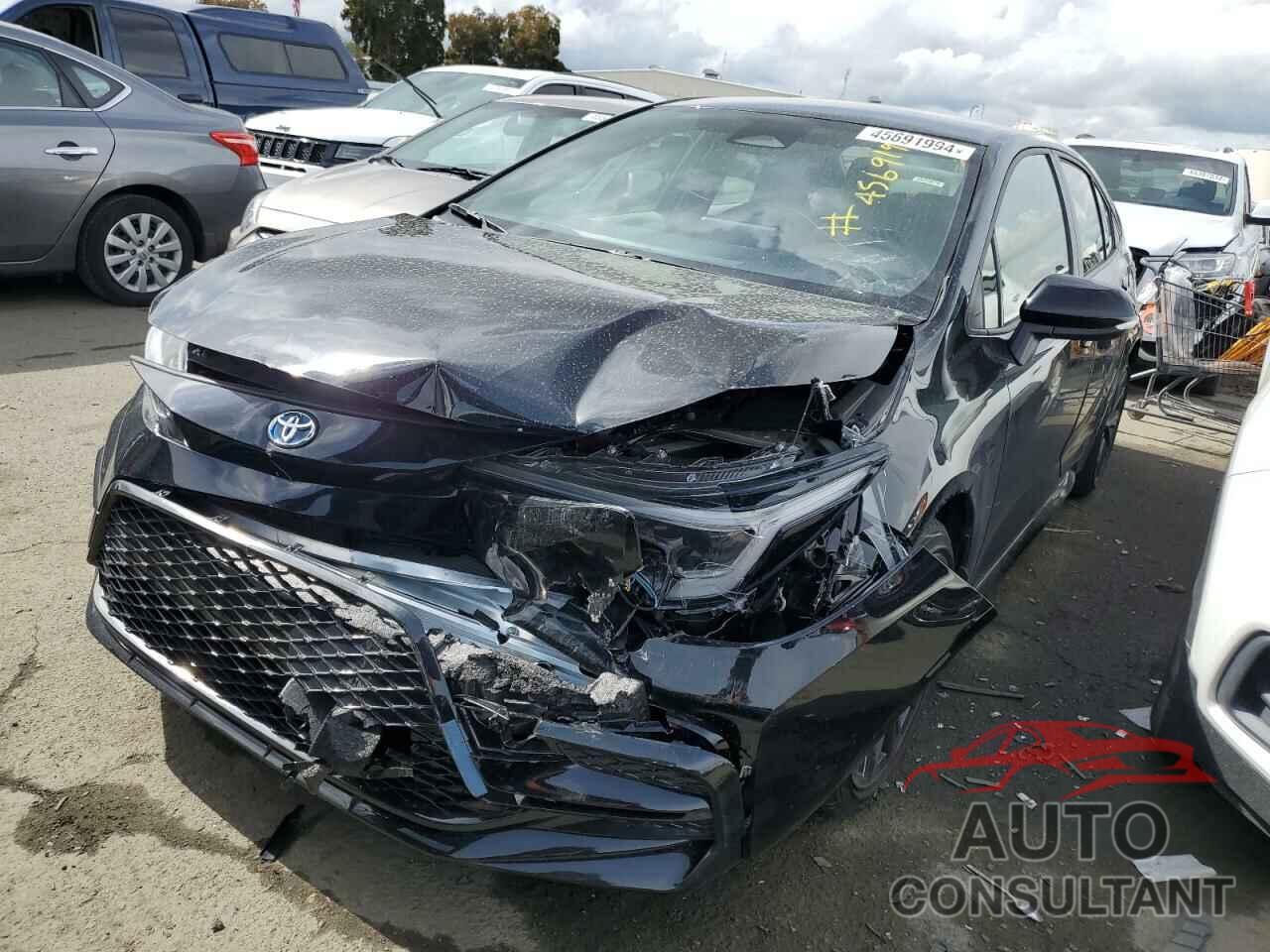 TOYOTA COROLLA 2024 - JTDBCMFE4R3037624