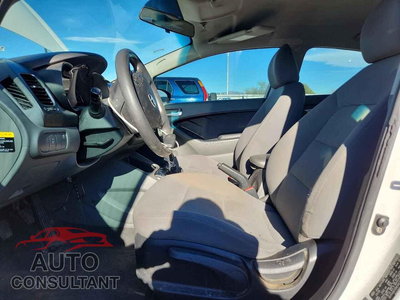 KIA FORTE 2017 - 3KPFK4A70HE092737