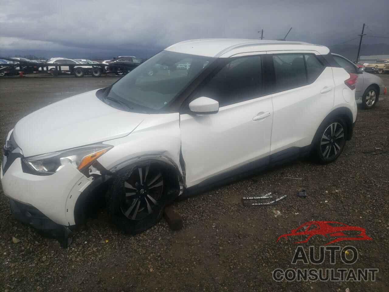 NISSAN KICKS 2018 - 3N1CP5CU9JL513548